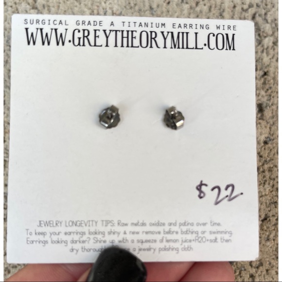 Grey Theory Mill Round Stud Earrings NWT - Picture 2 of 3
